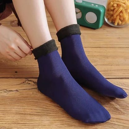 49% OFF This Week Promotions🎉🎉5 pairs of thick fleece-lined, warm, self-heating snow socks